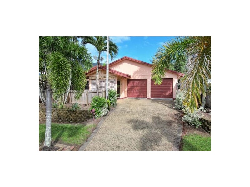 5 Wiskar Close, Bentley Park QLD 4869