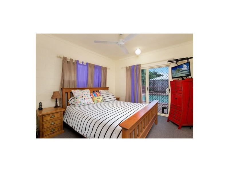 5 Wiskar Close, Bentley Park QLD 4869