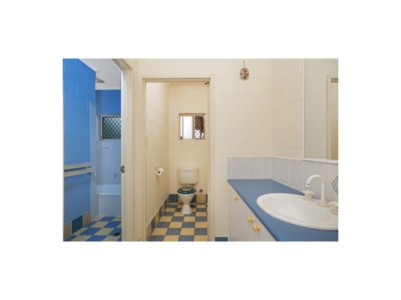 5 Wiskar Close, Bentley Park QLD 4869