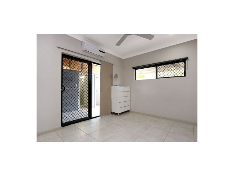 6 Edge Cl, Kewarra Beach QLD 4879