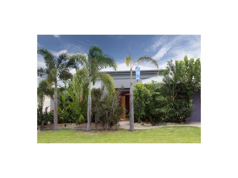 6 Edge Cl, Kewarra Beach QLD 4879