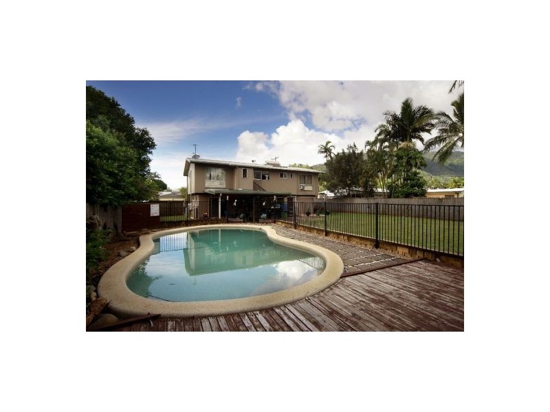 44 Alberta Drive, Woree QLD 4868