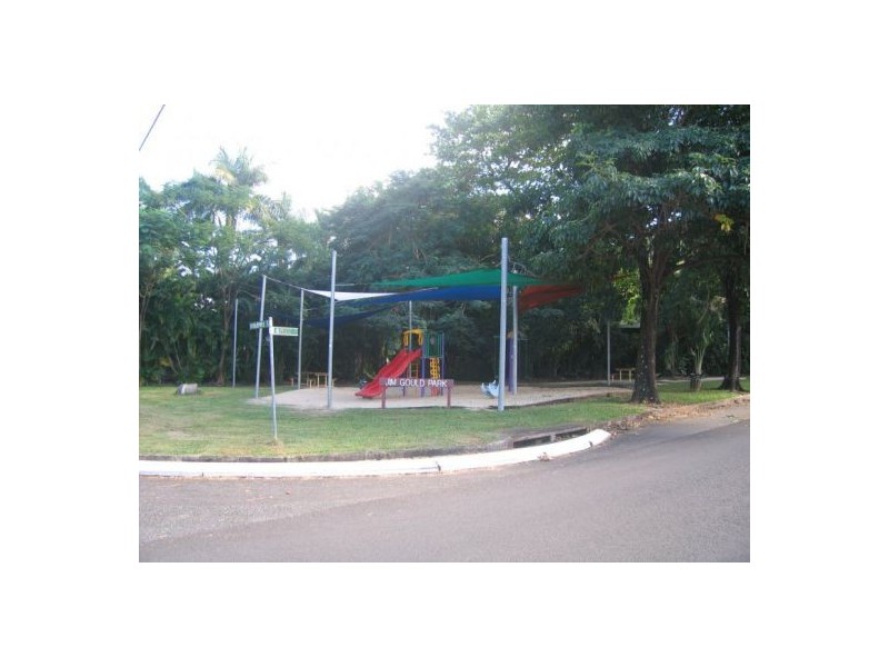 7 Planchonella Close, Edge Hill QLD 4870