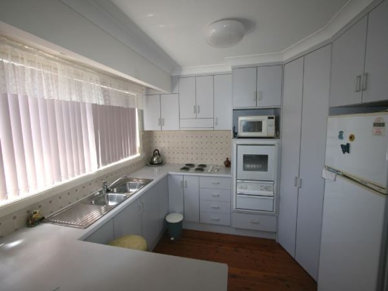 16 Cashel Crescent, Banora Point NSW 2486