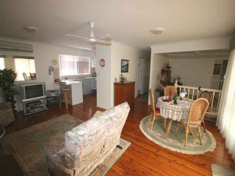 16 Cashel Crescent, Banora Point NSW 2486