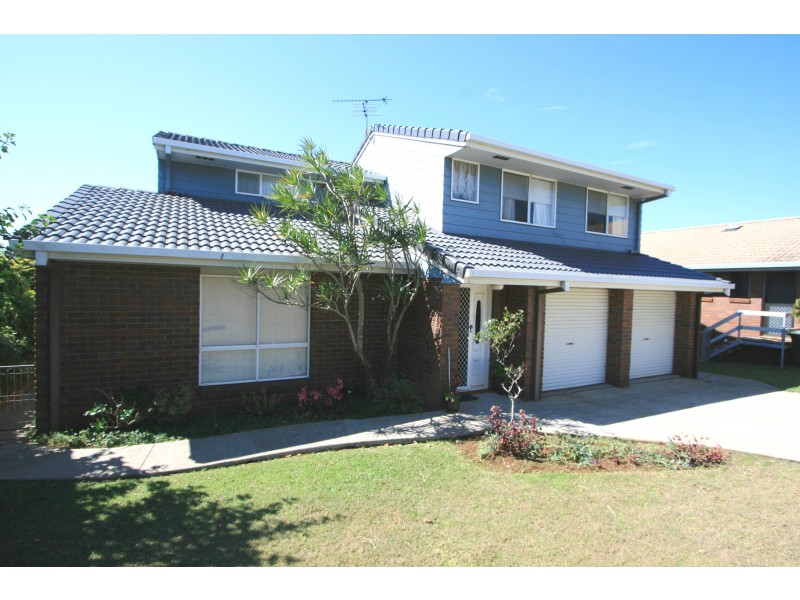 40 Oakland Parade, Banora Point NSW 2486