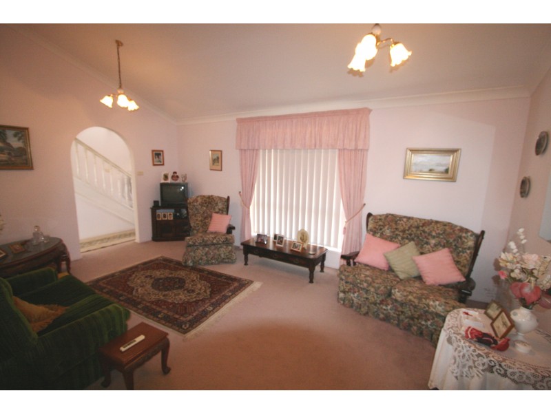 40 Oakland Parade, Banora Point NSW 2486