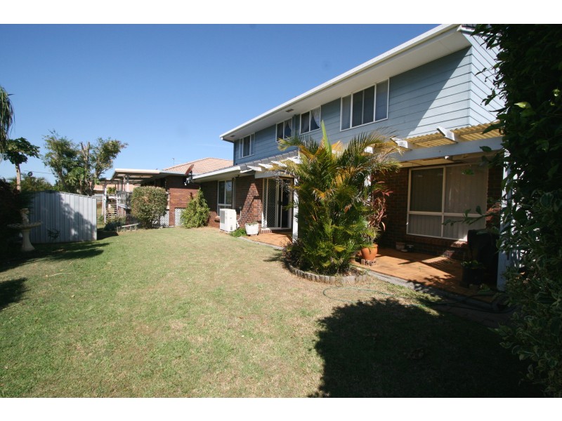 40 Oakland Parade, Banora Point NSW 2486