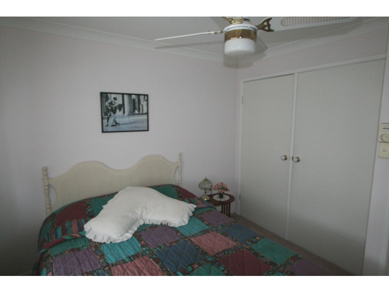 40 Oakland Parade, Banora Point NSW 2486