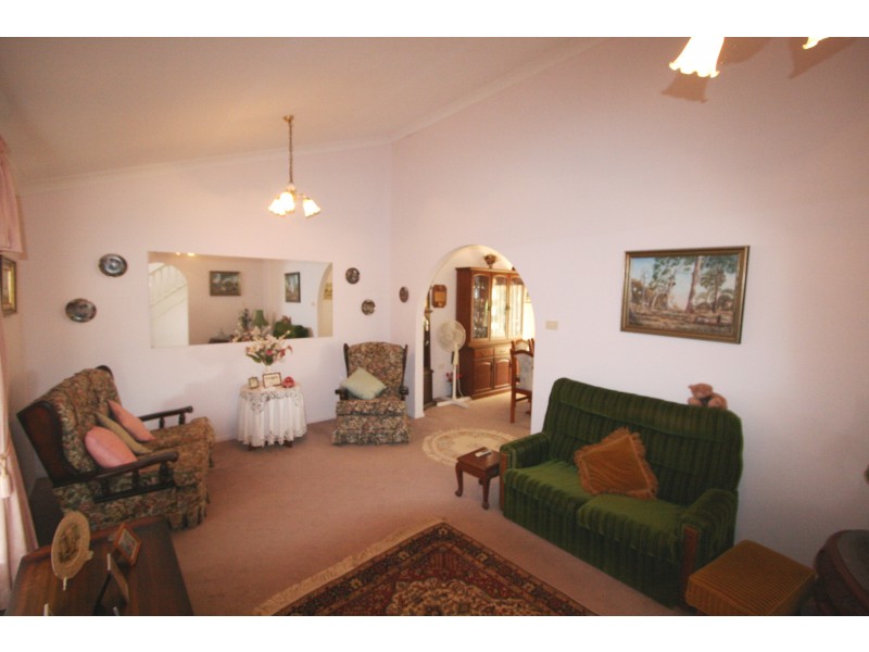 40 Oakland Parade, Banora Point NSW 2486