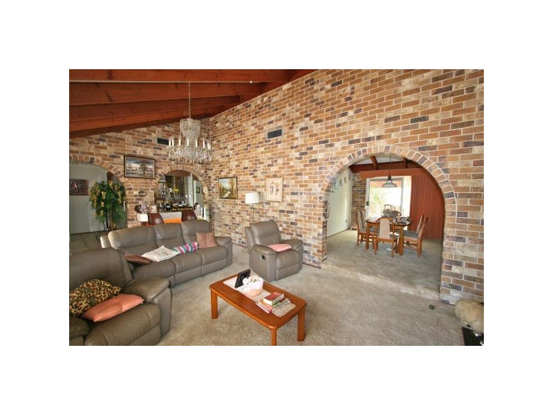 25 Crystal Waters Drive, Tweed Heads West NSW 2485