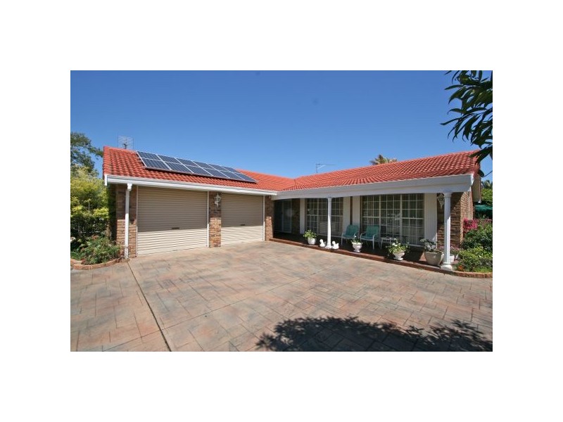 25 Crystal Waters Drive, Tweed Heads West NSW 2485