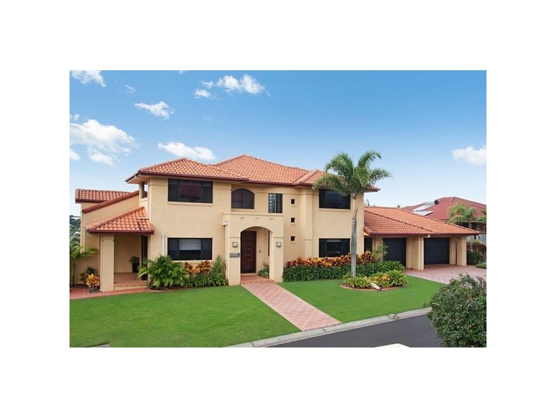 62 LOCHLOMOND DRIVE, Banora Point NSW 2486