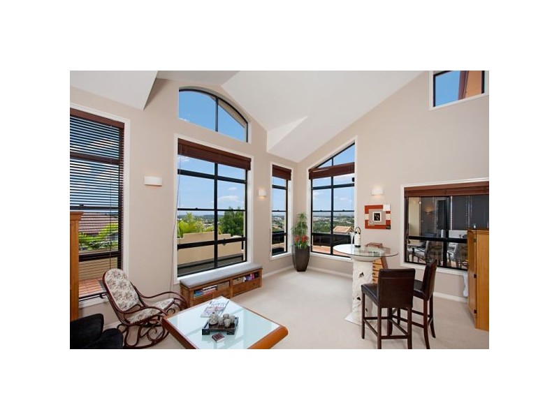 62 LOCHLOMOND DRIVE, Banora Point NSW 2486