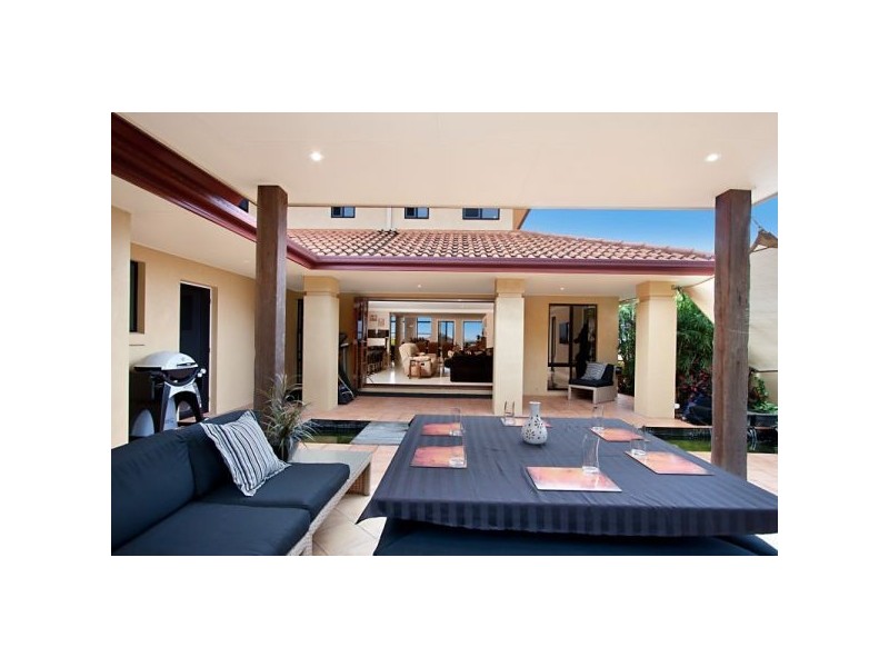 62 LOCHLOMOND DRIVE, Banora Point NSW 2486