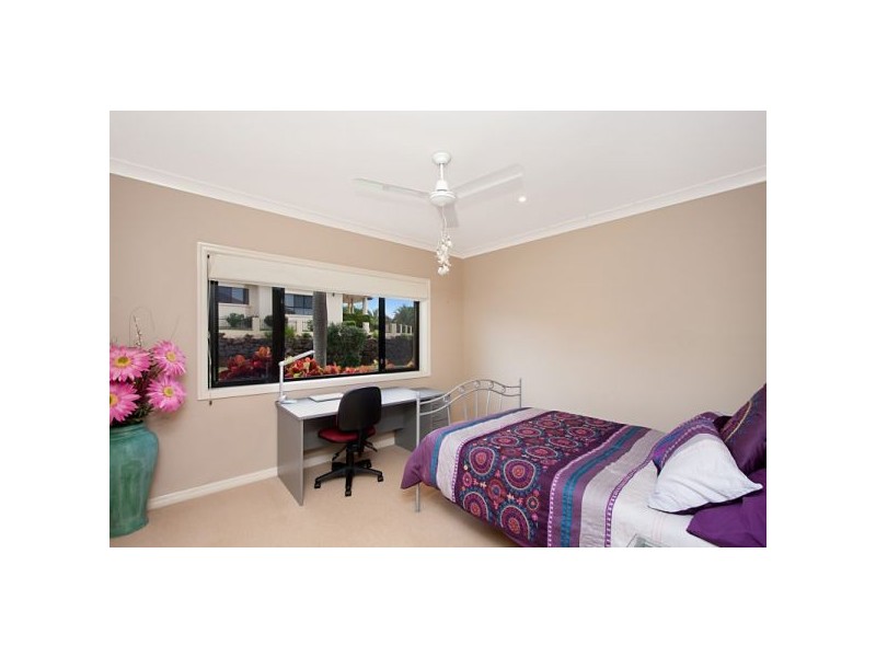 62 LOCHLOMOND DRIVE, Banora Point NSW 2486