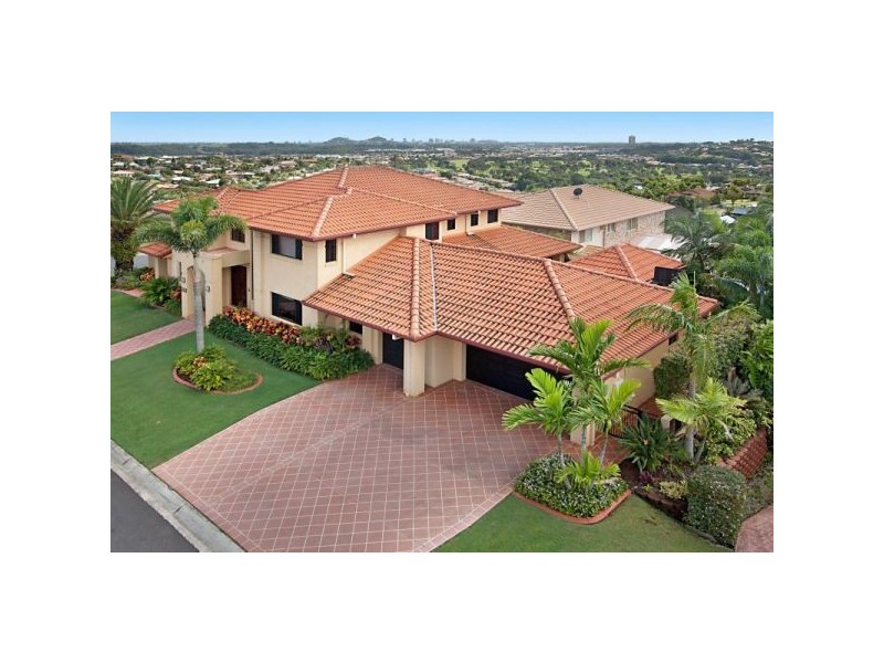 62 LOCHLOMOND DRIVE, Banora Point NSW 2486