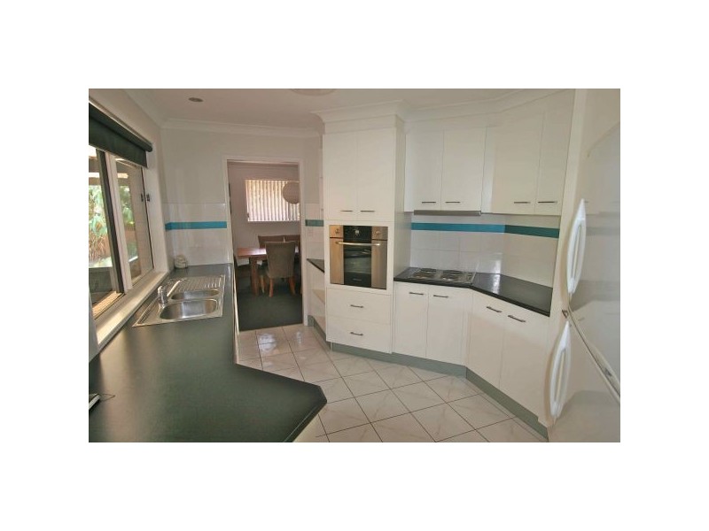 31 Monteray Ave, Banora Point NSW 2486
