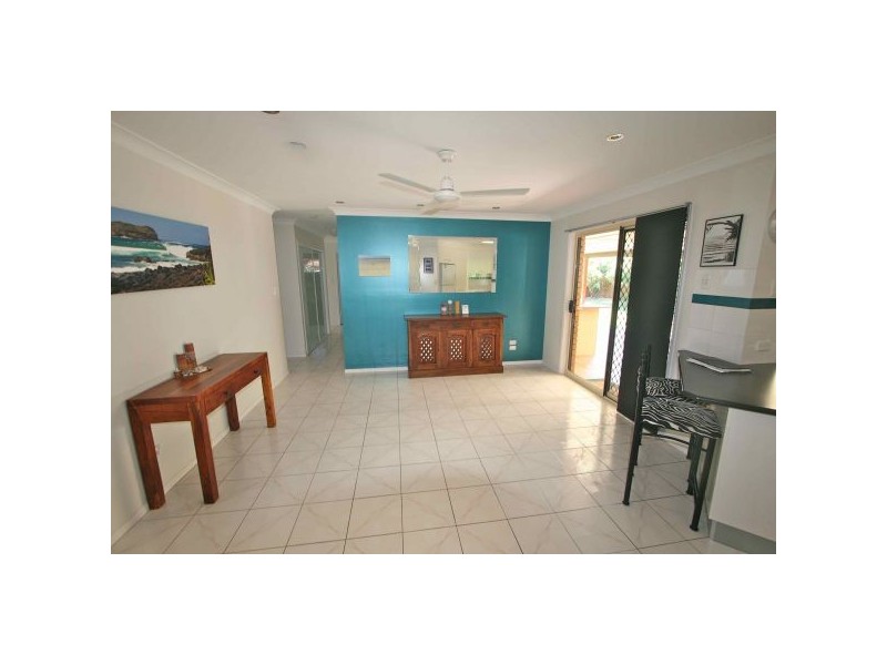 31 Monteray Ave, Banora Point NSW 2486