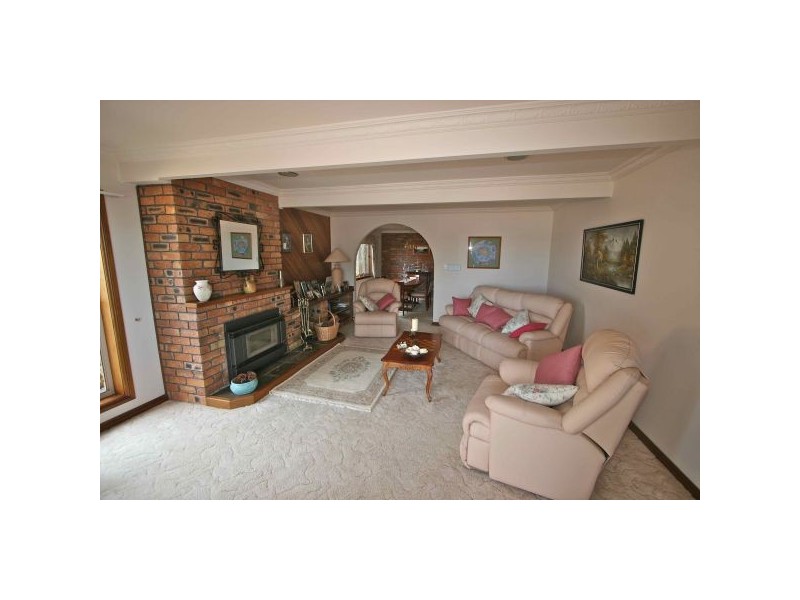 24 Karingal Ave, Bilambil Heights NSW 2486
