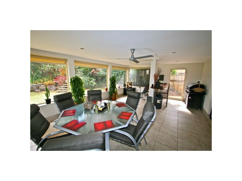 24 Karingal Ave, Bilambil Heights NSW 2486
