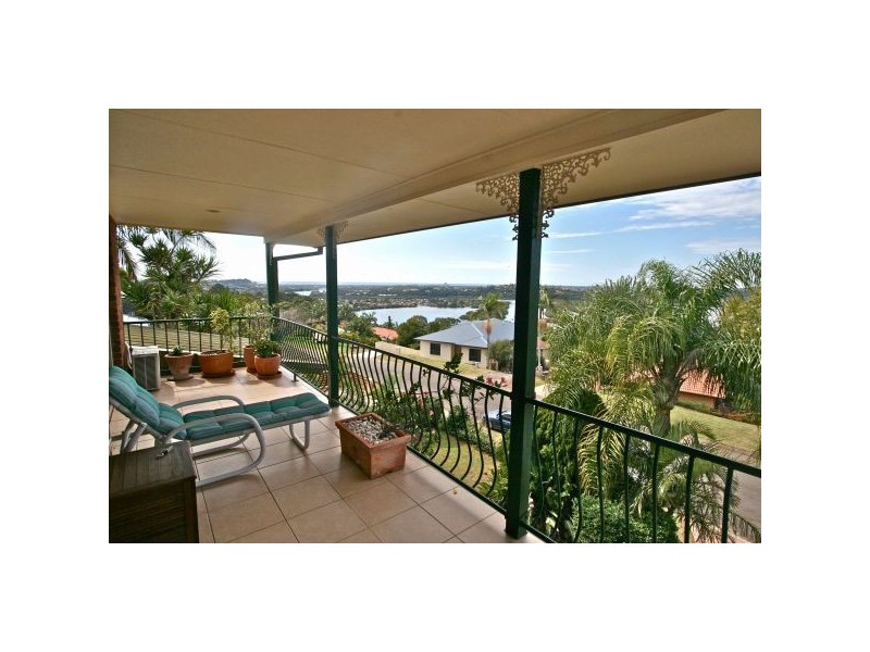 24 Karingal Ave, Bilambil Heights NSW 2486