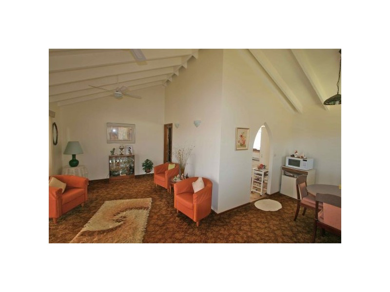 3 Cominan Ave, Banora Point NSW 2486