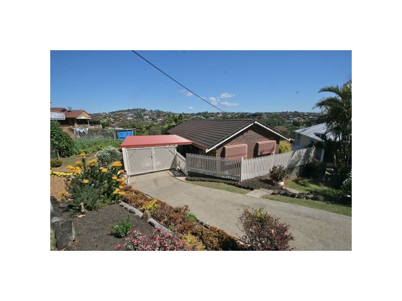 3 Cominan Ave, Banora Point NSW 2486