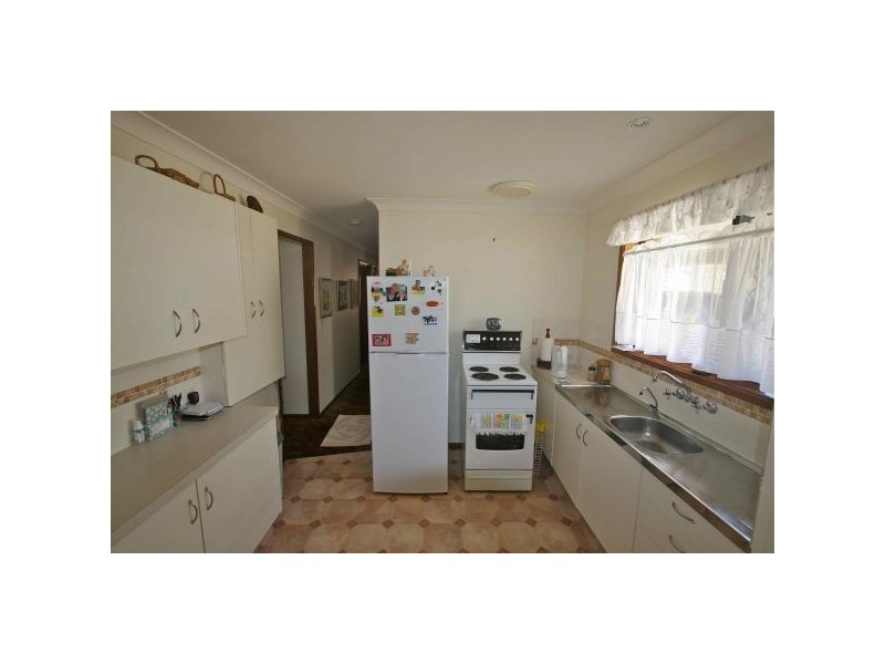 3 Cominan Ave, Banora Point NSW 2486