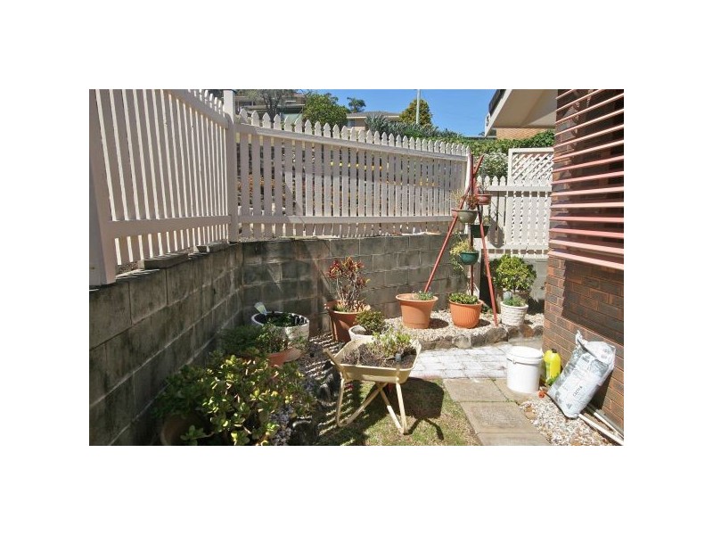 3 Cominan Ave, Banora Point NSW 2486