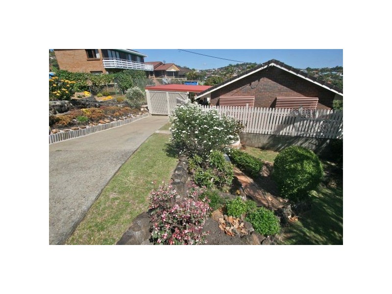 3 Cominan Ave, Banora Point NSW 2486