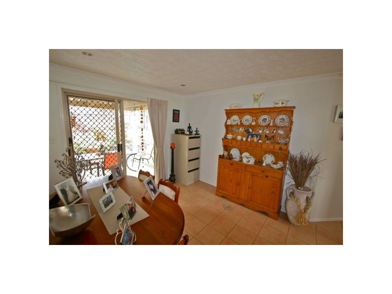2/11 Grassmere Court, Banora Point NSW 2486