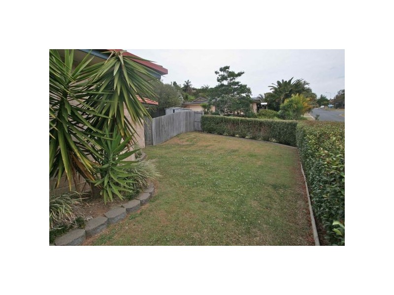 2/11 Grassmere Court, Banora Point NSW 2486