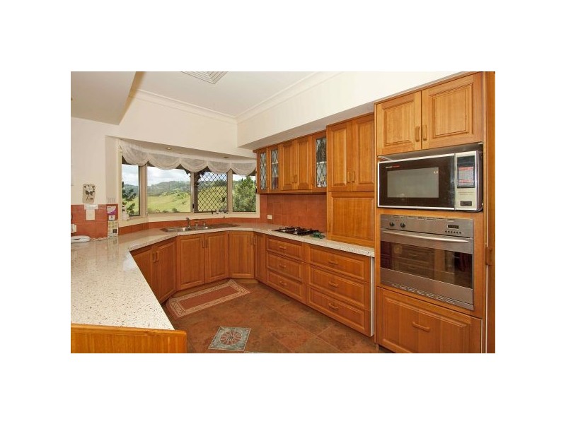 18 Pine Tree Place, Piggabeen NSW 2486