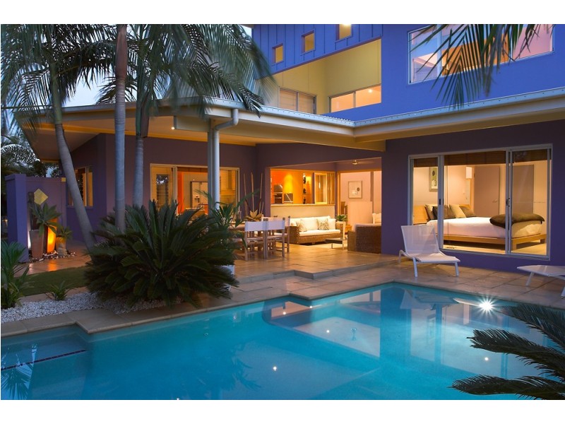 126 Sunbird Chase, Kawana Waters QLD 4575