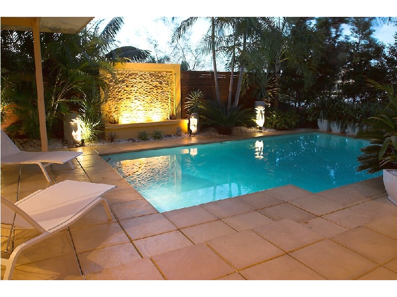 126 Sunbird Chase, Kawana Waters QLD 4575