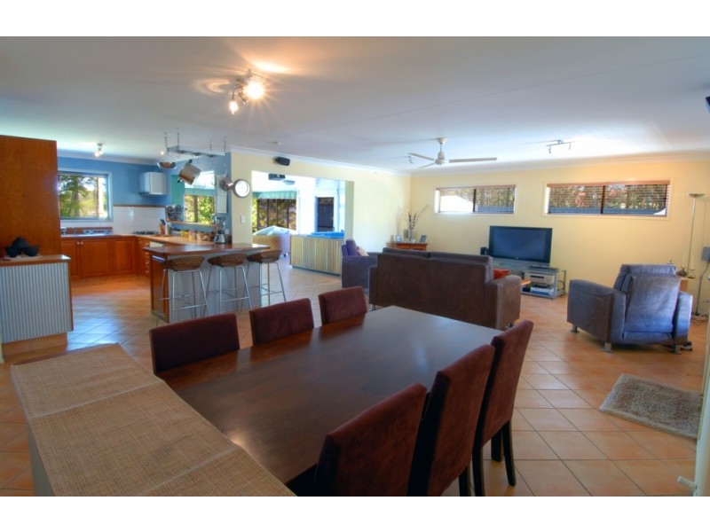 34 Cootamundra Drive ‘Hideaway Waters’, Mountain Creek QLD 4557