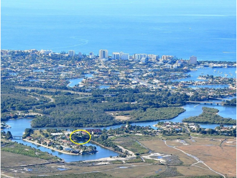 34 Cootamundra Drive ‘Hideaway Waters’, Mountain Creek QLD 4557