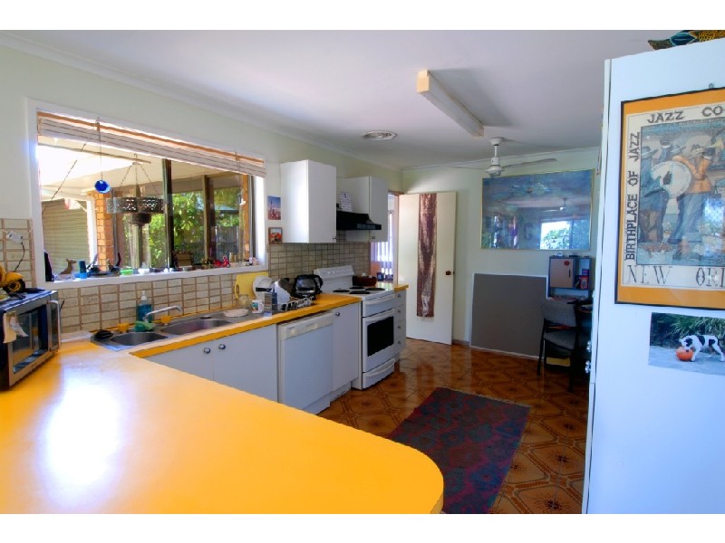 36 Cootamundra Drive ‘Hideaway Waters’, Mooloolaba QLD 4557