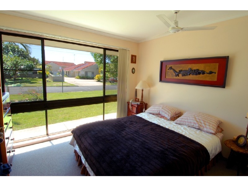 36 Cootamundra Drive ‘Hideaway Waters’, Mooloolaba QLD 4557