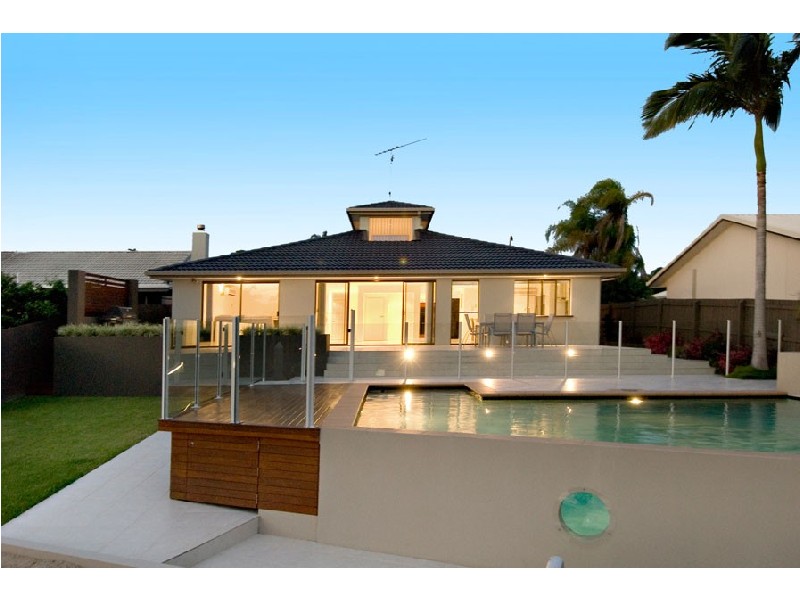 55 Moondarra Crescent, Mooloolaba QLD 4557