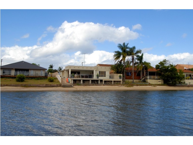 8 Rakumba Place ‘Hideaway Waters’, Mountain Creek QLD 4557