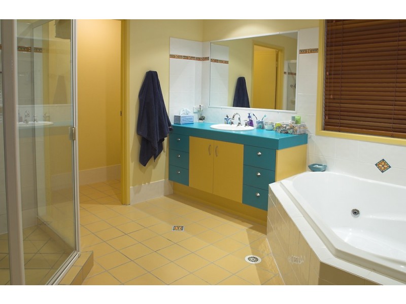 25 Myoora Court, Minyama QLD 4575