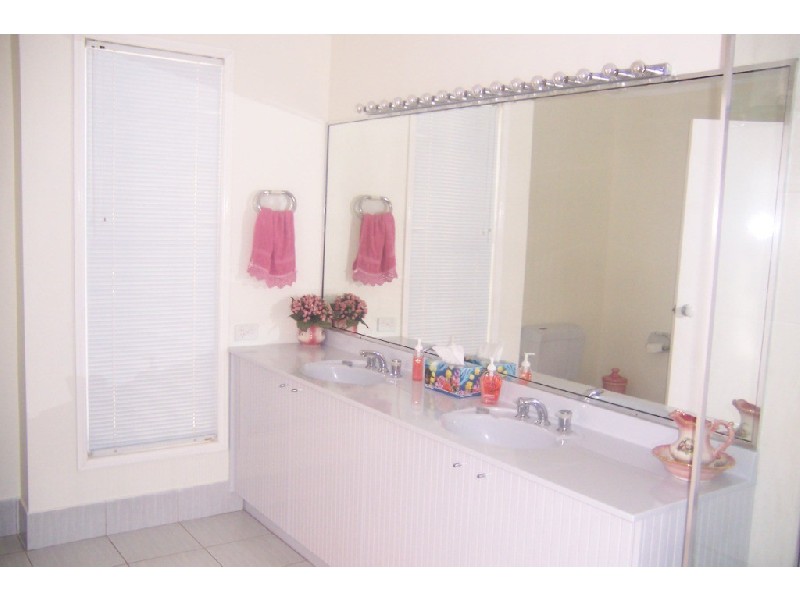 12 Myoora Court, Minyama QLD 4575