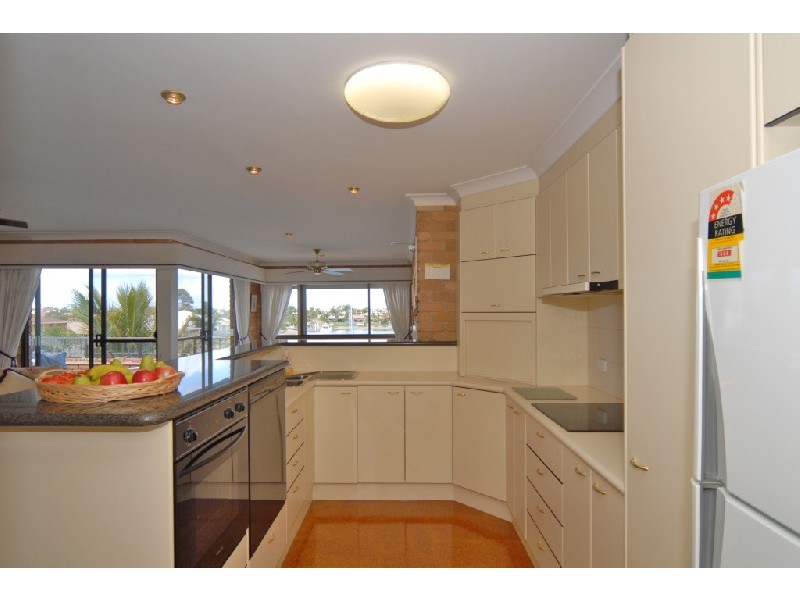 7/11 Carinya Street, Mooloolaba QLD 4557