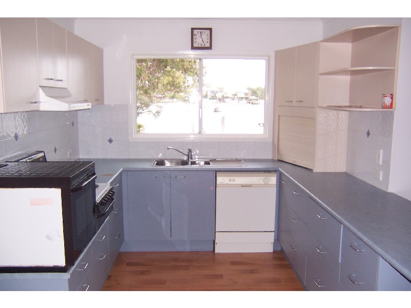 27 Elanora Avenue, Mooloolaba QLD 4557