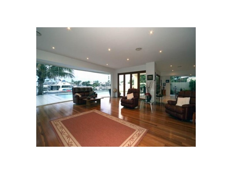 Minyama QLD 4575