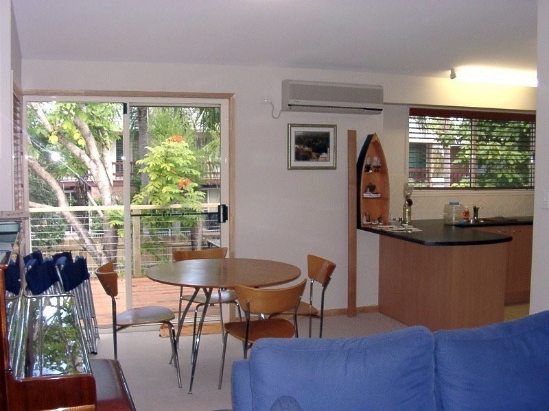 7 Tombarra Street, Mooloolaba QLD 4557