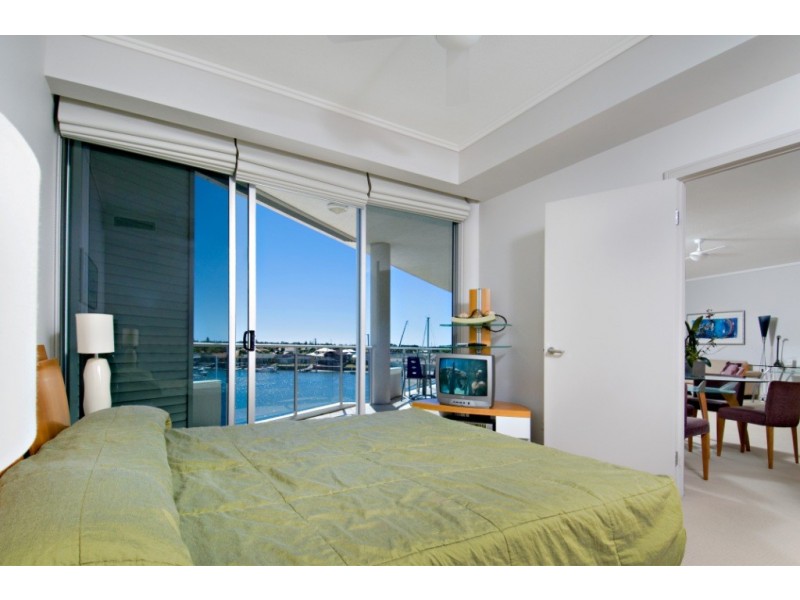 401/13 ‘Bluewater Point’ Nicklin Way, Minyama QLD 4575