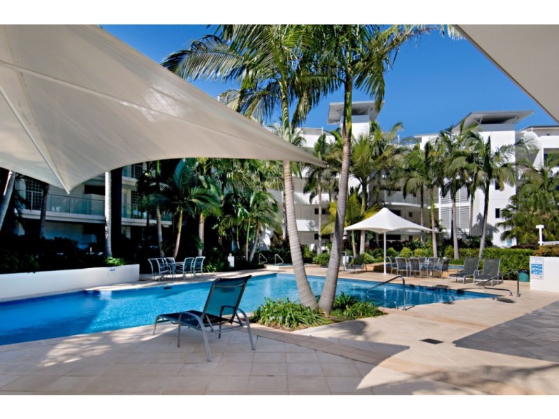 401/13 ‘Bluewater Point’ Nicklin Way, Minyama QLD 4575